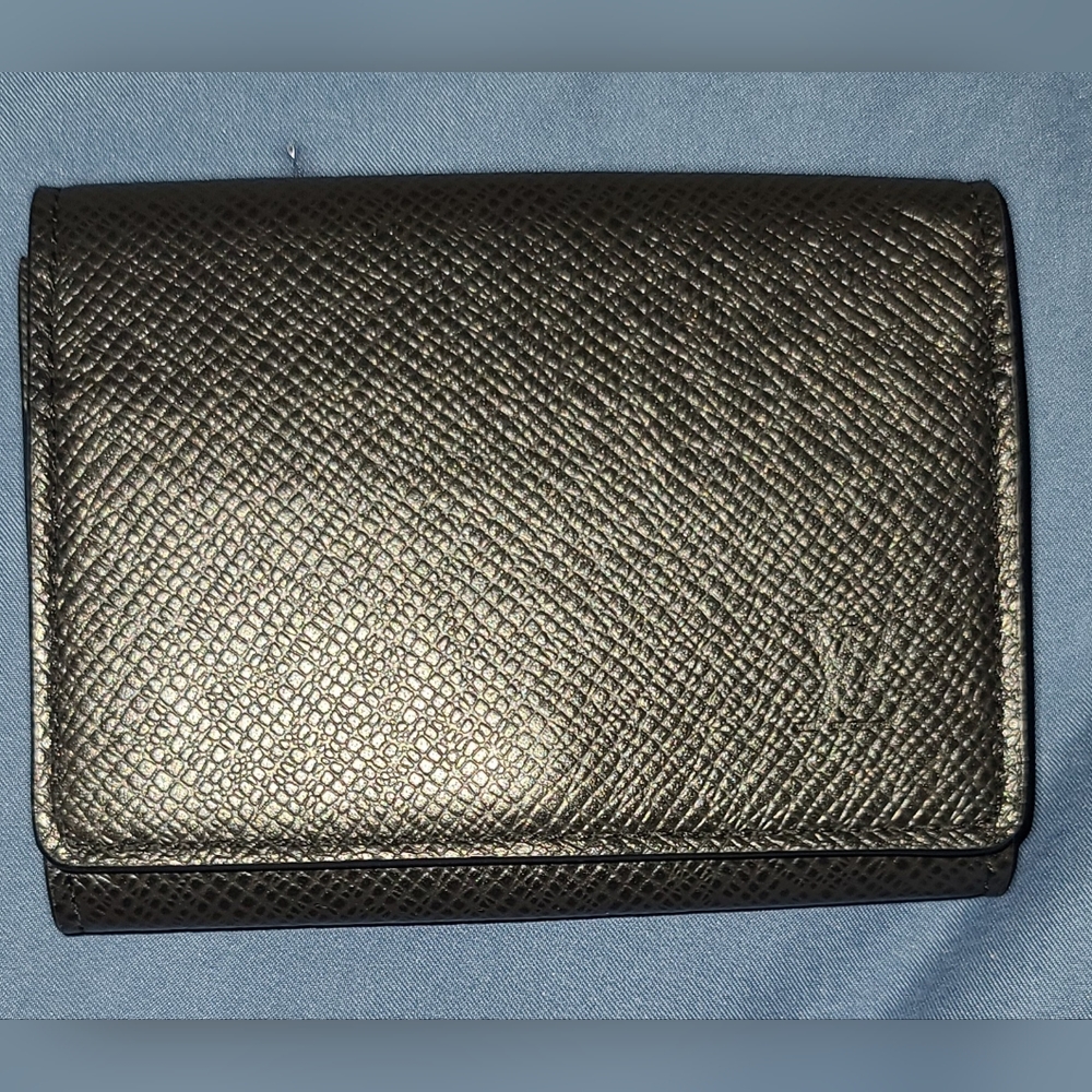 Authentic louisvuitton epi black card case - Picture 6 of 6